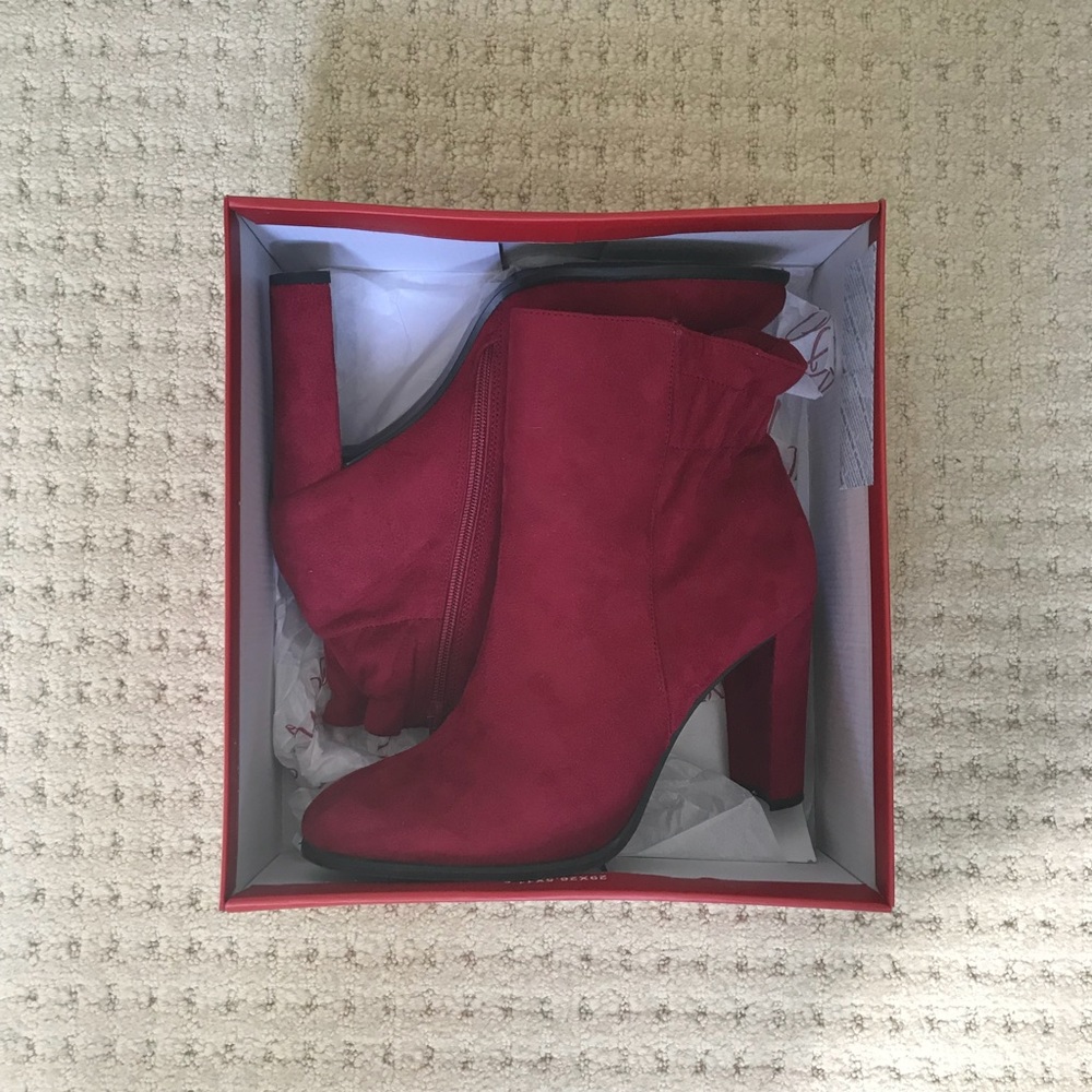 IMPO Odell boots in Rubino/ red booties